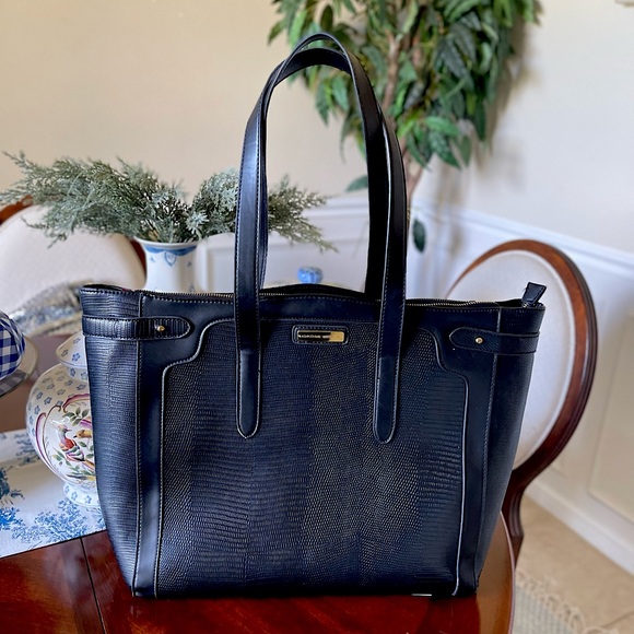 Adrienne Vittadini large travel bag - Picture 1 of 10